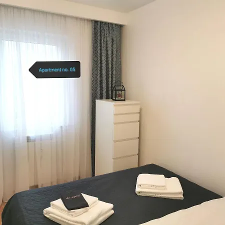 No 05 - Amarilia Apartment